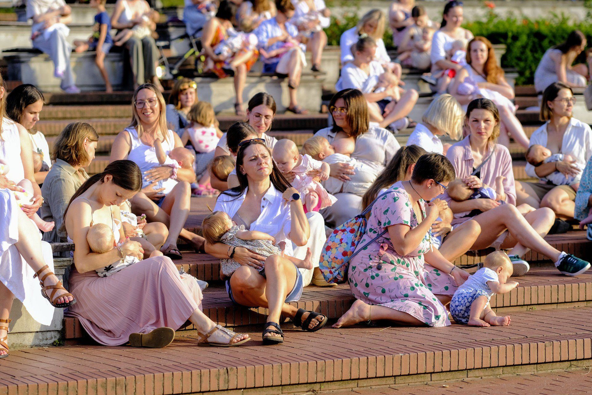 Flashmob publicznego karmienia piersią, Poznań, 2024