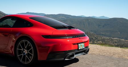 911 jako PHEV? Porsche tłumaczy, czemu to nie wchodzi w grę