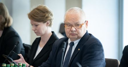 Nawet w PiS nie dowierzają."Widać, co się dzieje na złotym"