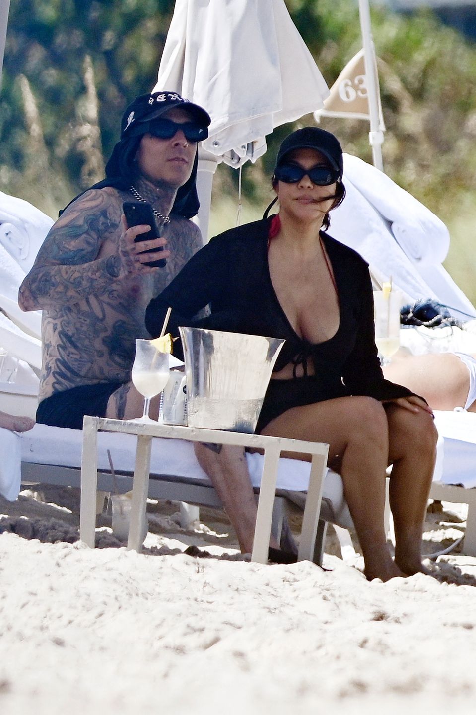 Kourtney Kardashian na plaży