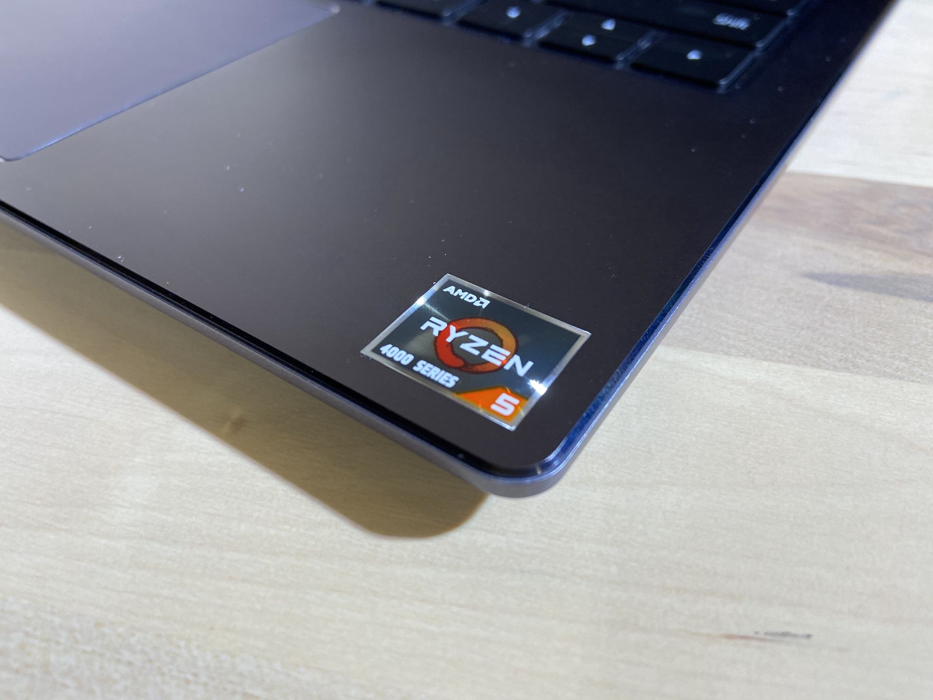 AMD Ryzen 5 4600H 3,0 GHz sprosta najbardziej wymagającym grom