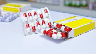 Połykamy leki na potęgę. Zwłaszcza seniorzy. A to niebezpieczne