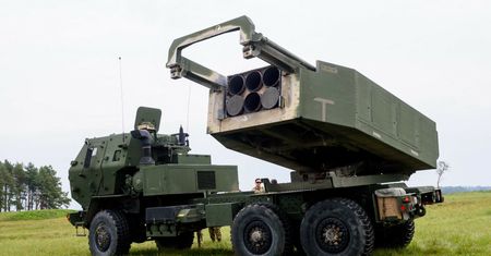 Rosjanie "zostaną zmiażdżeni". Ukraina dostaje od USA potężne wsparcie [RELACJA NA ŻYWO]