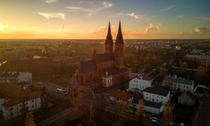 Omijane przez turystów miasto w Polsce. Mało kto wie, że jest jednym z najstarszych