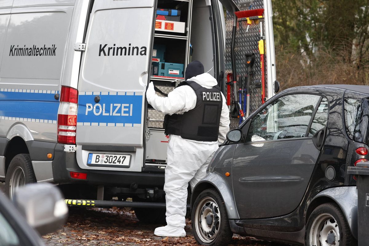 Niemcy. W Berlinie 5-latka zmarła od ran zadanych nożem przez 19-latka