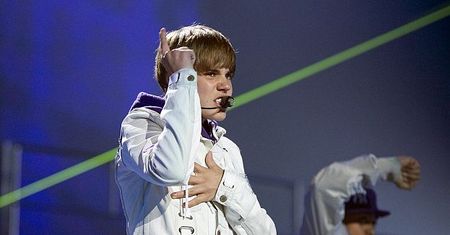 Bieber: "Nie podchodźcie do mnie, kiedy jem! NIENAWIDZĘ TEGO!"