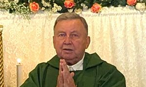 Tragedia na mszy św. Nie żyje ksiądz z Choroszczy. Mieszkańcy są wściekli