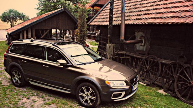 Volvo XC70