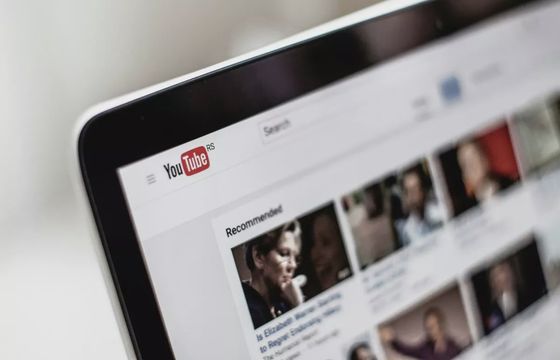 Koniec zarabiania na YouTube? Niektórzy twórcy dostaną po nosie