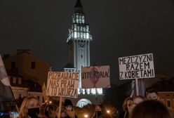 Protesty w Polsce. Bielsko-Biała. Wierni bronili wejścia do katedry