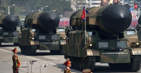 Korea Północna się zbroi. Trwa budowa okrętów podwodnych