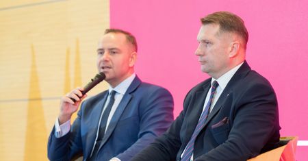 Czołowy polityk PiS u Nawrockiego. Media: Czarnek szefem kancelarii