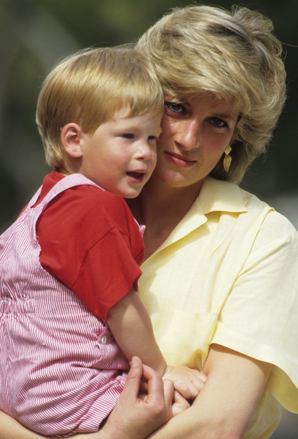 Księżna Diana z małym Harrym