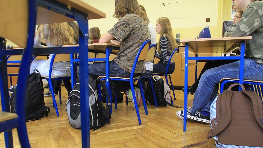 Okienko w zajęciach obowiązkowych podczas religii. "To karanie uczniów"