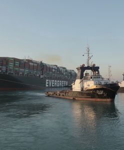 Egipt. Kontenerowiec Ever Given przestał blokować Kanał Sueski