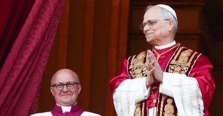 Papież Leon XIV i zaskakująca rozmowa z bratem. "Dlaczego nie odbierasz telefonu?"