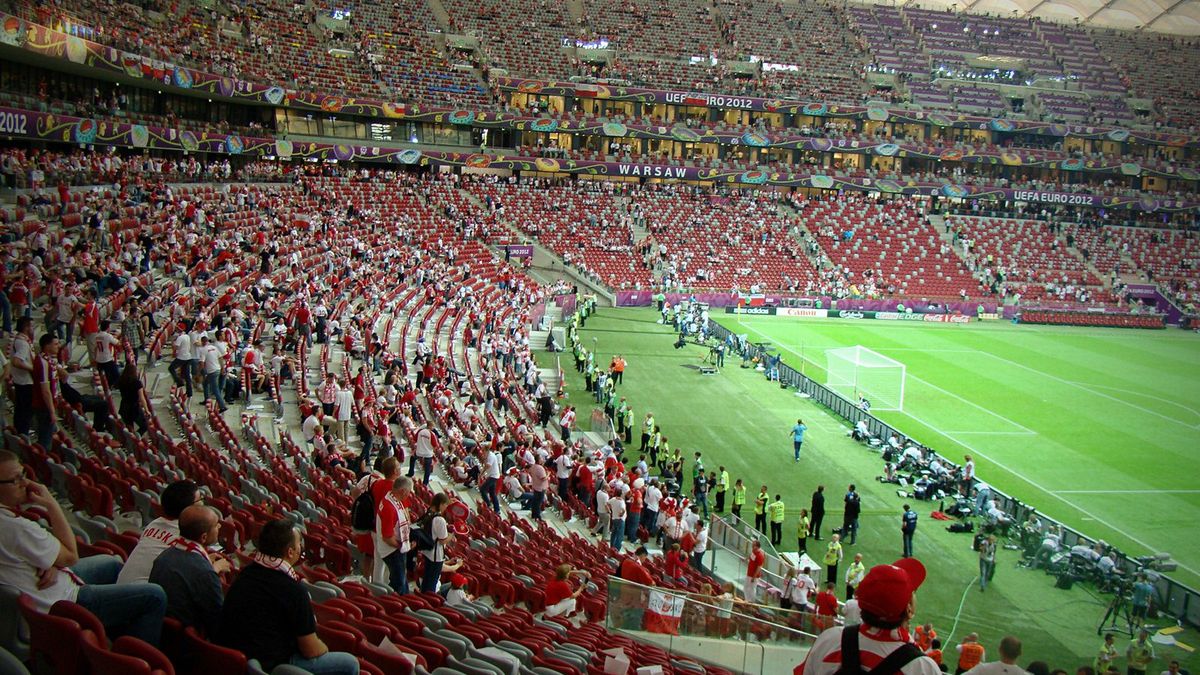 Stadiony będą mogły przyjąć większą liczbę kibiców. 
