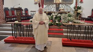 Wychowany na toruńskim bruku. Dwa jubileusze kibicującego żużlowcom księdza