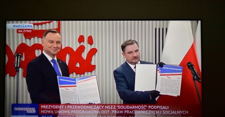Wybory prezydenckie 2020. Ważna zmiana w emeryturach. Andrzej Duda obiecał emerytury stażowe