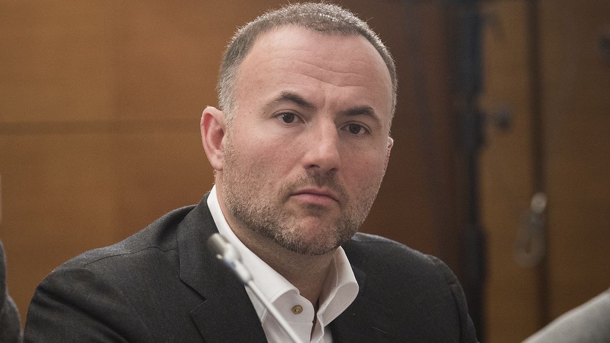 Ukraiński oligarcha Paweł Fuks miał płacić ulicznym opryszkom za zamieszczanie antysemickich graffiti