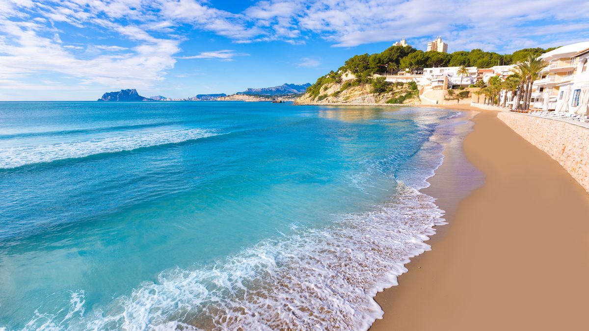 Na terenie wspólnoty autonomicznej Walencja znajduje się m.in. Alicante 