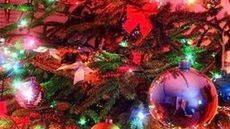 Tradycja kontra technologia – lampki na choinkę nowej generacji 1