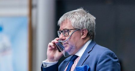 Ryszard Czarnecki oddał pieniądze. Kwota robi wrażenie