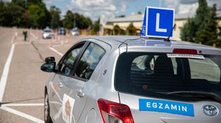 Egzaminator z Poznania seryjnie oblewał zdających na prawo jazdy. Naczelny Sąd Administracyjny: bezzasadnie