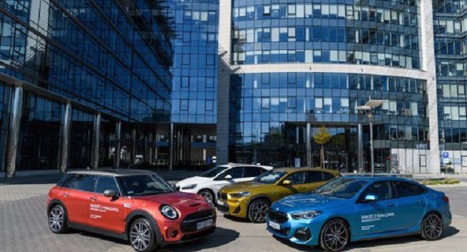 BMW użycza samochodów pracownikom ochrony zdrowia na czas epidemii koronawirusa