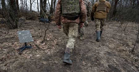 USA grożą Ukrainie? Nie będzie umowy na minerały, odetniemy Starlinka