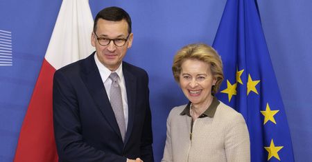 Polska otrzymała z UE miliard euro na ochronę miejsc pracy