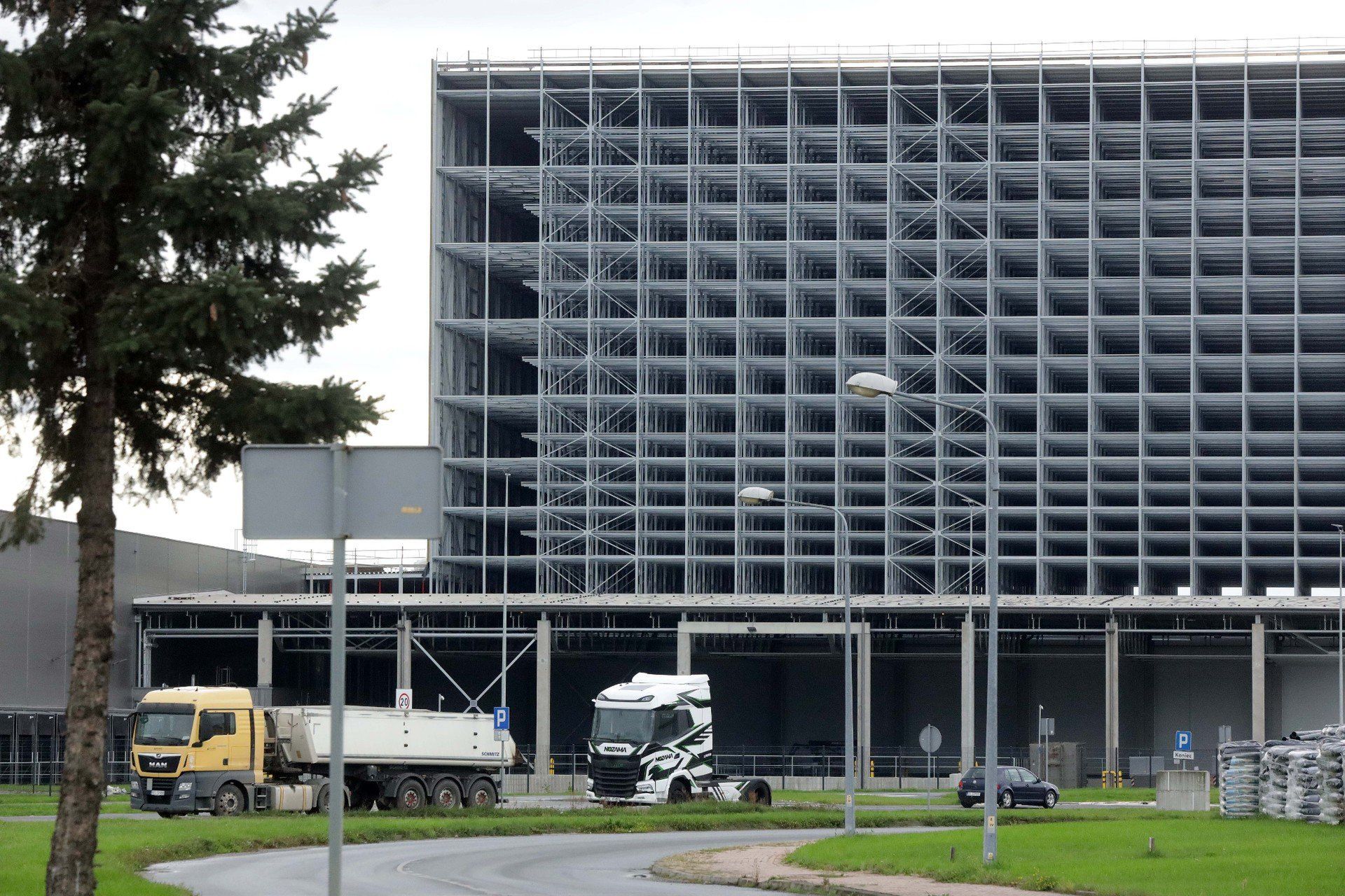 Systematycznie rośnie udział polskich inwestorów na rynku nieruchomości komercyjnych. 