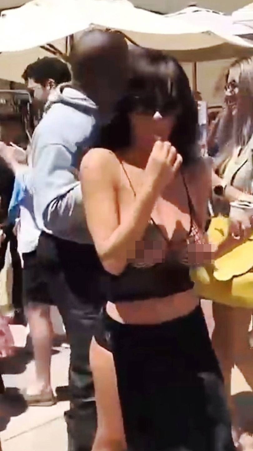 Bianca Censori na zakupach w Hiszpanii