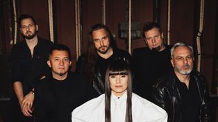 "Muzyka ma łączyć". 30 lat, 24 nowe piosenki i Eurowizja na horyzoncie. Łzy nie zwalniają [WYWIAD]