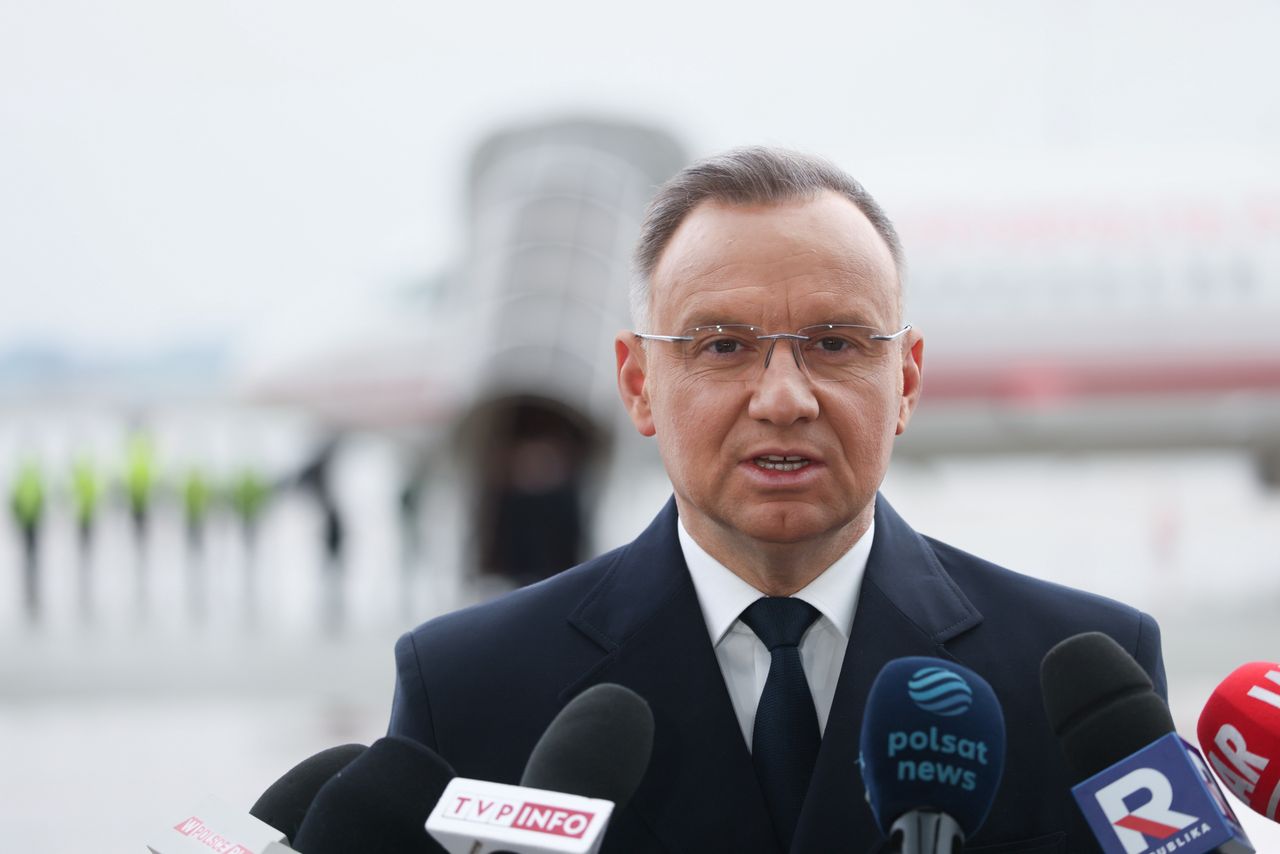 Polish president proposes raising NATO defense spending in response to Russian threat