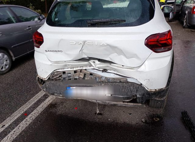 Trzy auta rozbite, dwie osoby w szpitalu. Kolizja na remontowany odcinku drogi (zdjęcia)