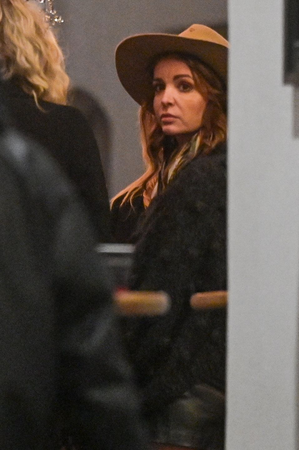 Anna Wendzikowska pod klubem nocnym