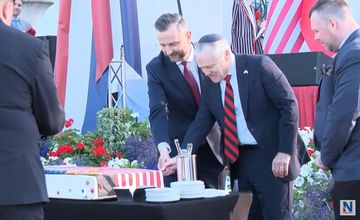 Newsmax Polska z kanałem na YouTube. W pierwszej transmisji ambasador USA