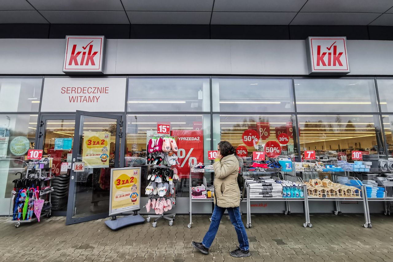 Niemiecki dyskont rozkręca się w Polsce. Otworzy nowy format sklepów