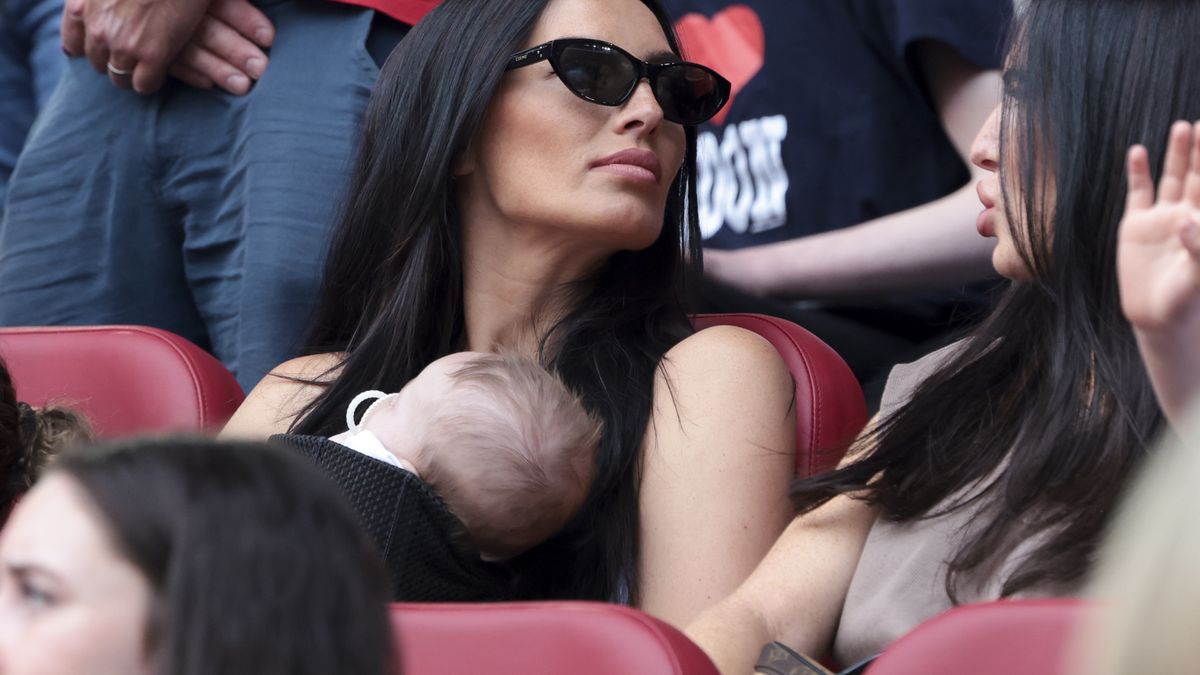 DUSSELDORF, GERMANY - JULY 6: Annie Kilner, wife of Kyle Walker of England and their baby during the UEFA EURO 2024 quarter-final match between England and Switzerland at Dusseldorf Arena on July 6, 2024 in Dusseldorf, Germany. (Photo by Jean Catuffe/Getty Images)