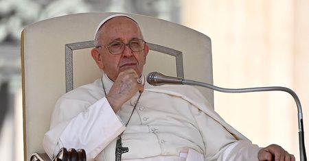 Pośrednictwo Watykanu w wojnie z Rosją? Mocne słowa doradcy Zełenskiego