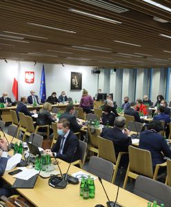 "Lex Kaczyński". Komisja Zdrowia odrzuciła projekt ustawy covidowej