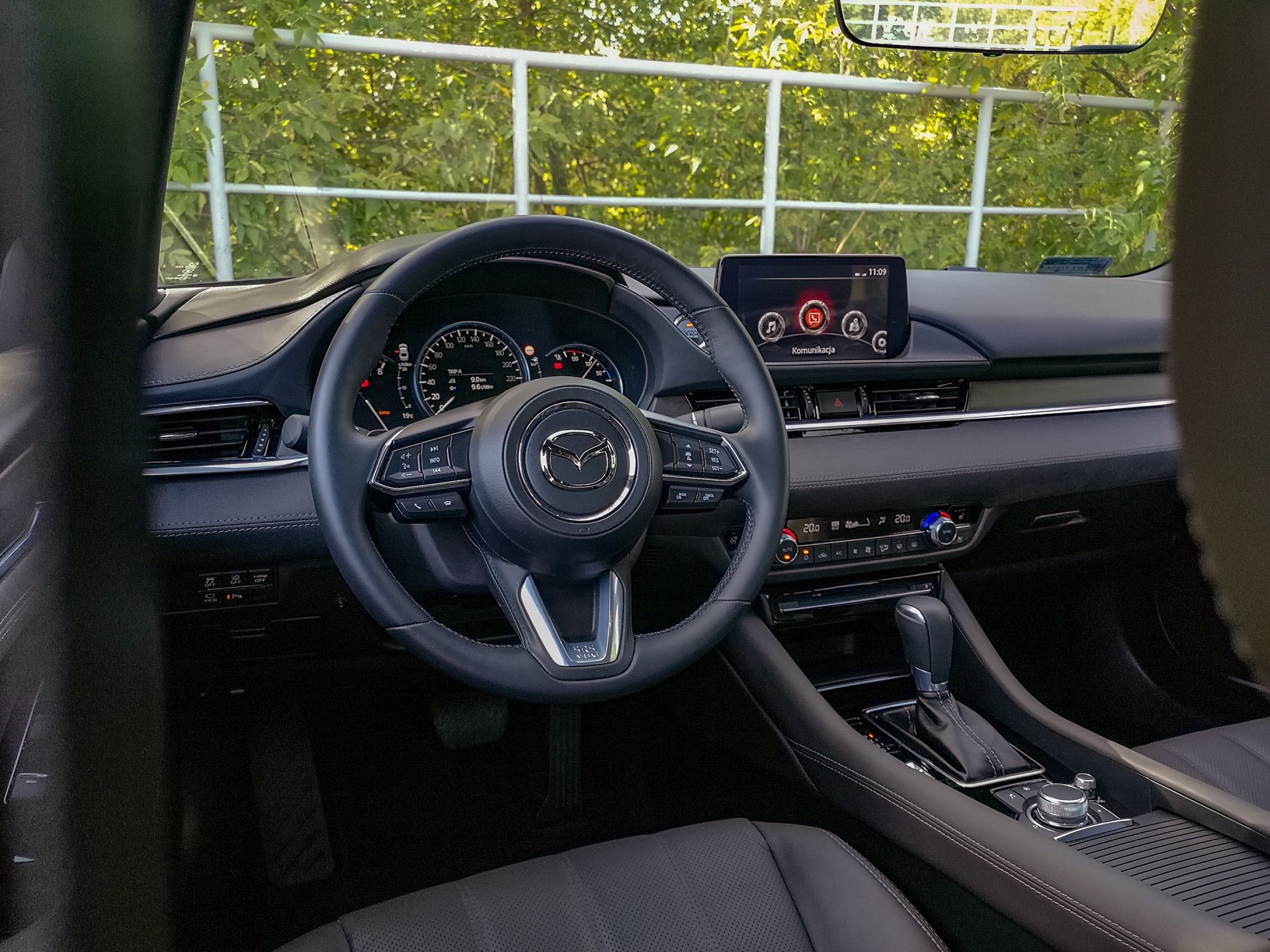 Mazda 6: Systemy bezpieczeństwa, kamera 360 stopni oraz zestaw audio BOSE 28