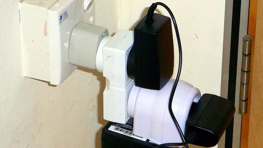 Czy gniazdko sieciowe za 500 zł polepszy dźwięk systemu audio? 1