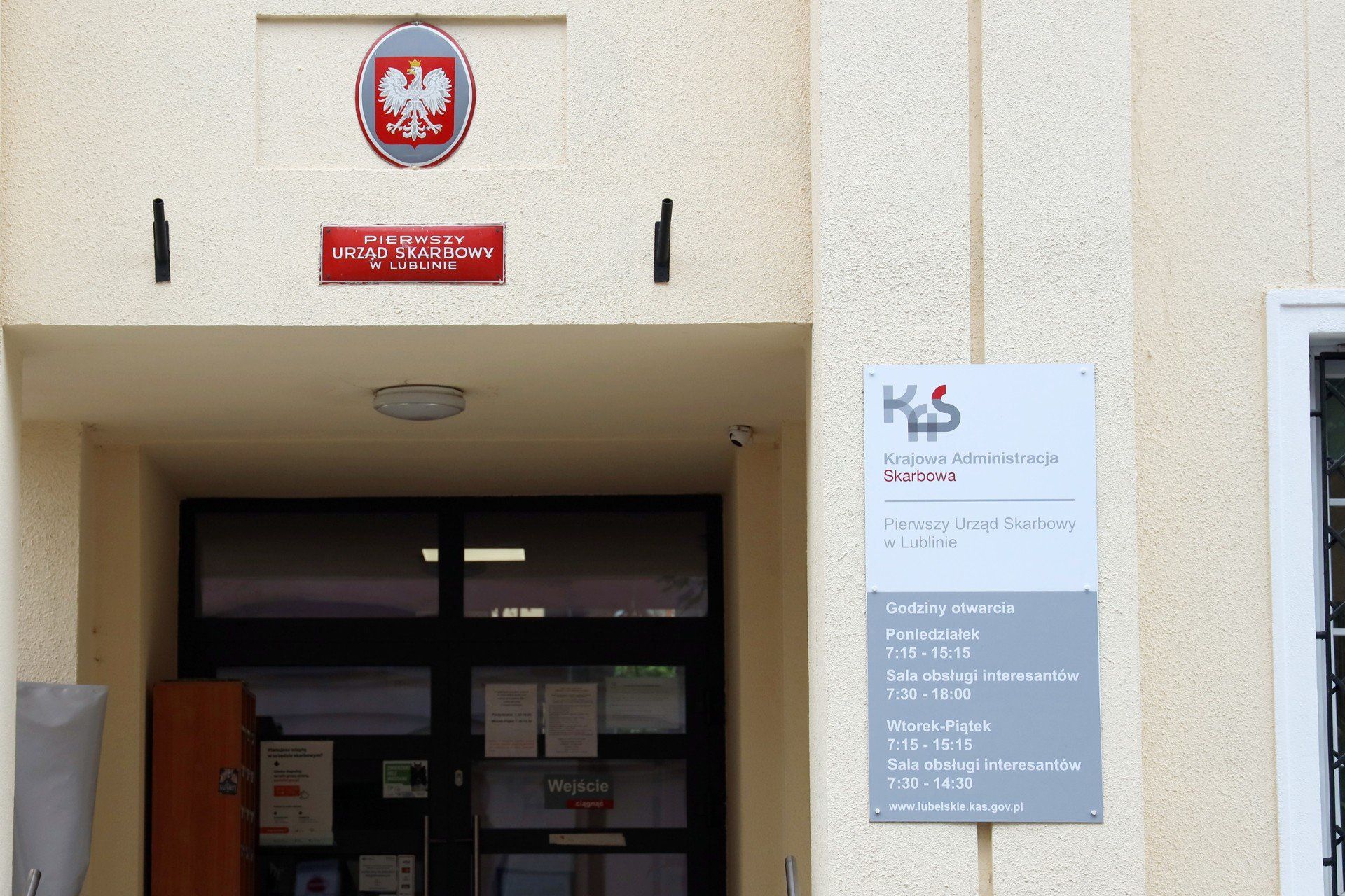 Przelew o niepokojącym tytule