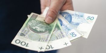 Sklep ma prawo odmówić przyjęcia takich pieniędzy. Takie przepisy obowiązują w czerwcu