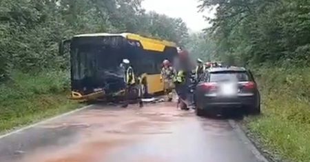 Zagórzany. Poważny wypadek autobusu miejskiego. Są ranni
