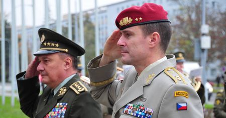 Szef sztabu armii Czech: Szykujmy się na wojnę Rosja-NATO