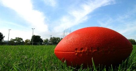 Orange na kartę: 600 SMS-ów do wszystkich lub 2000 minut i SMS-ów do sieci
