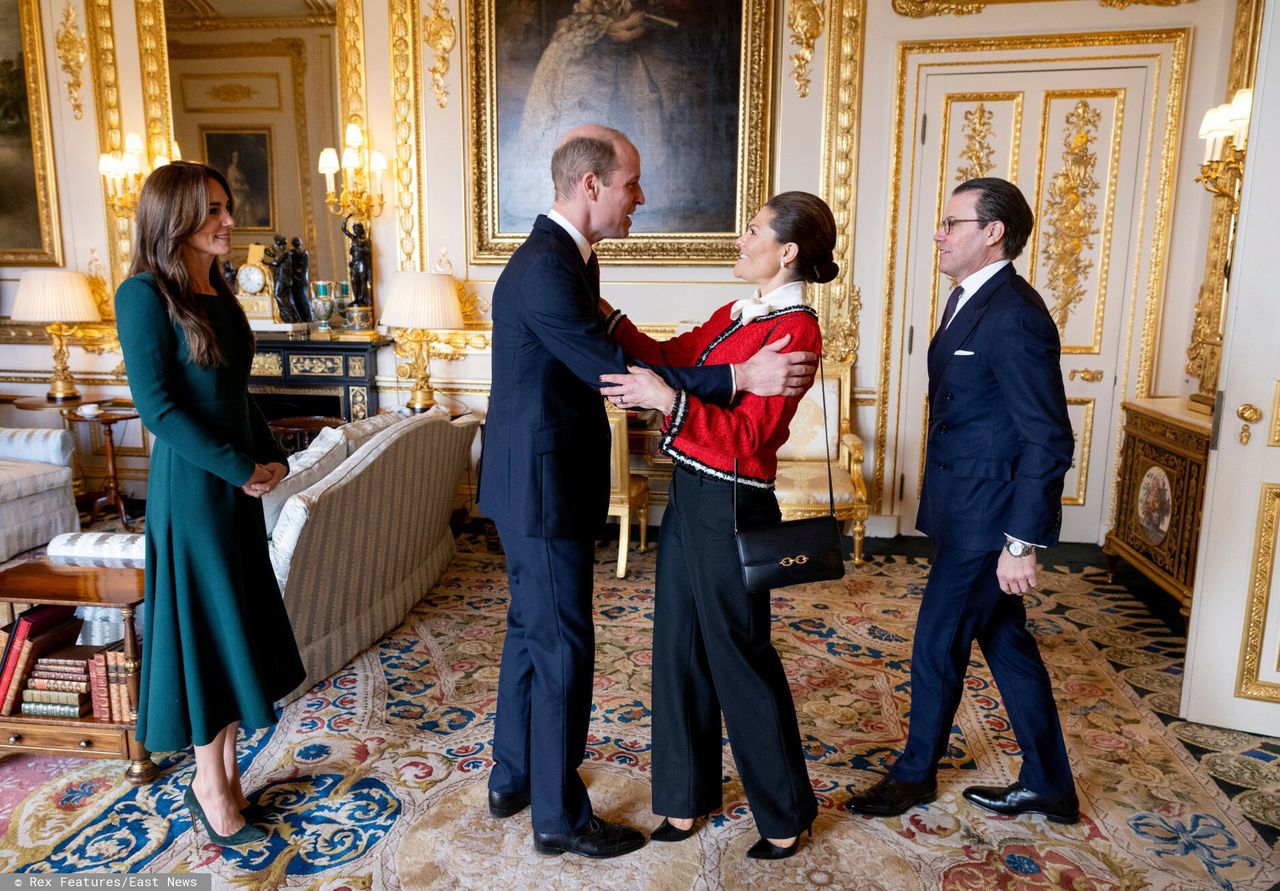 Księżna Kate postawiła na kolor szmaragdowy 